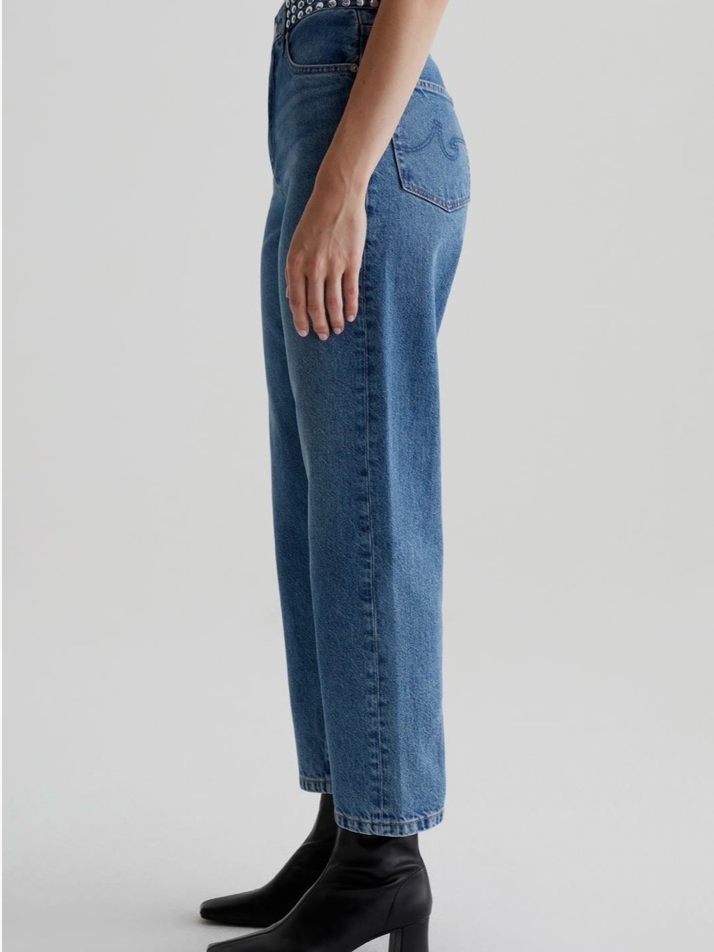 Ag Adriano Goldschmied Rian Super High-Waist Straight Leg Jeans | 29 - Picture 4 of 12